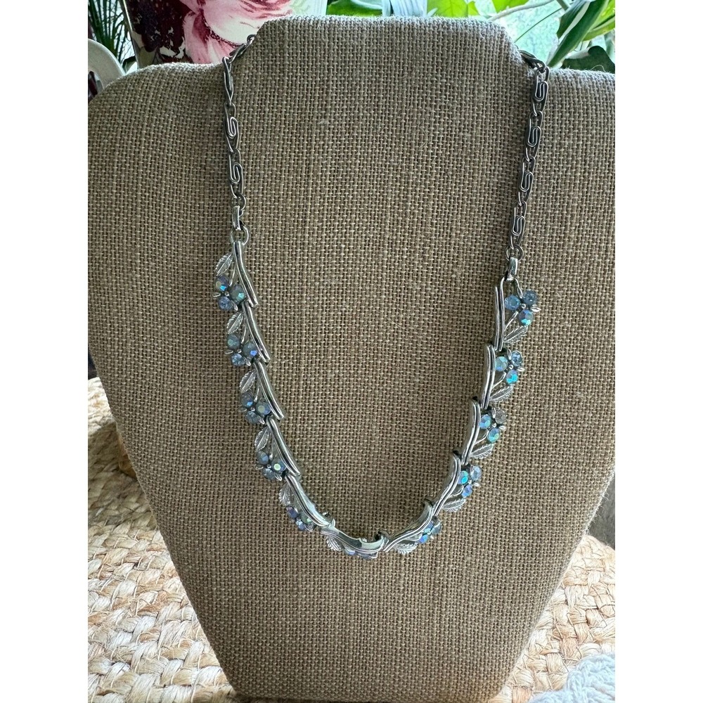 Vintage Lisner Blue AB Rhinestone Floral Leaf Choker Necklace